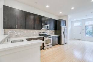 919 N 5th St in Philadelphia, PA - Building Photo