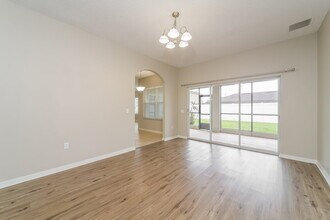 243 Anson Dr in Kissimmee, FL - Foto de edificio - Building Photo