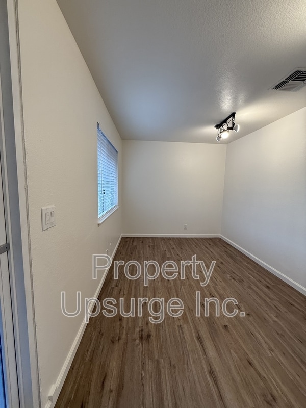 property at 3462 Bechelli Ln