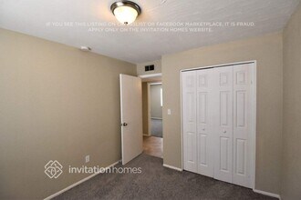 5620 S La Rosa Dr in Tempe, AZ - Building Photo - Building Photo