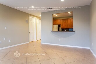 1382 Vía De Pepi in Boynton Beach, FL - Foto de edificio - Building Photo