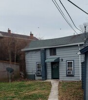 413 Locust St, Unit apartment3 in Cincinnati, OH - Building Photo