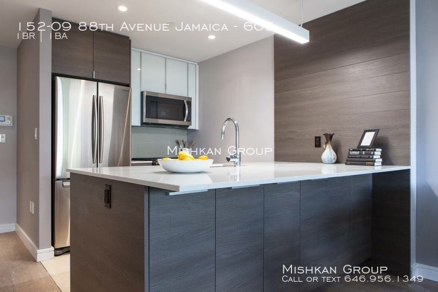 152-09 88th Ave-Unit -605 in Queens, NY - Building Photo