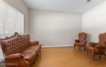 9309 Prosperity Lake Dr in Jacksonville, FL - Building Photo - Building Photo