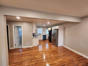 4 Faye St, Unit 6 in Belmont, NC - Building Photo - Building Photo