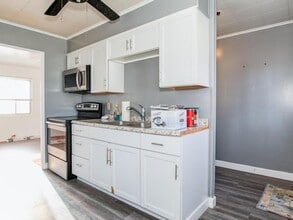 824 Childs Ave in Monaca, PA - Building Photo - Building Photo