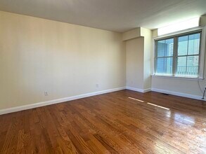 20 Gilkey Ct in Watertown, MA - Building Photo - Building Photo