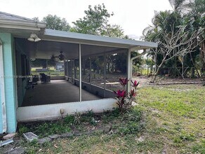 148 SE Selva Ct in Port St. Lucie, FL - Building Photo - Building Photo