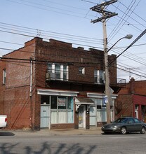 2020-2022 Brownsville Rd in Pittsburgh, PA - Building Photo - Building Photo