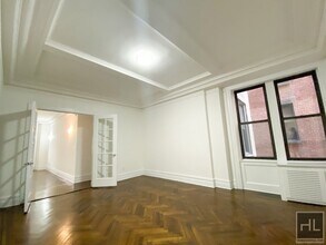 WEST 58 STREET in New York, NY - Building Photo - Building Photo