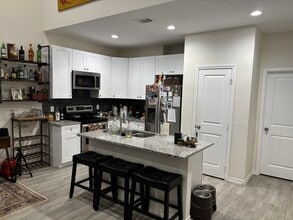 2463 Mohawk Bnd, Unit 1 Red in Willis, TX - Building Photo - Building Photo