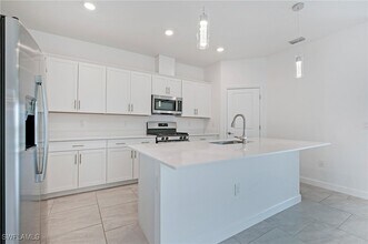 20101 Hartford Blvd in Estero, FL - Building Photo - Building Photo