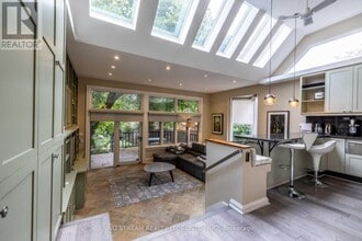 119 Lascelles Blvd in Toronto, ON - Building Photo - Building Photo