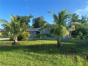 703 Monterey Ave in Cape Coral, FL - Building Photo - Building Photo