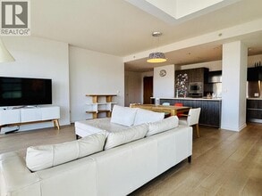 1616 Columbia St in Vancouver, BC - Building Photo - Building Photo