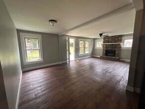 215 Glendale Dr in Chattanooga, TN - Building Photo - Building Photo