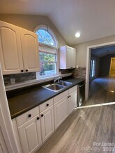 4415 Garris Rd in Charlotte, NC - Building Photo - Building Photo