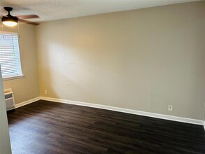 4314 Gillis St in Austin, TX - Building Photo - Building Photo