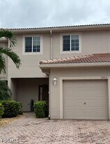 3822 Clearbrook Ln in Ft. Myers, FL - Building Photo