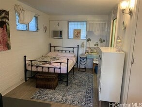 1526 Thurston Ave in Honolulu, HI - Building Photo - Building Photo