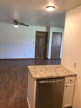 1024 Hunt Ave in Neenah, WI - Building Photo - Building Photo