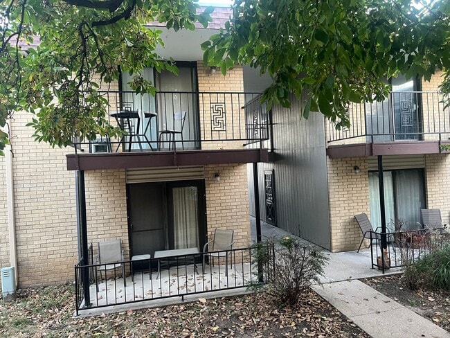 property at 2928 SW Lydia Ave