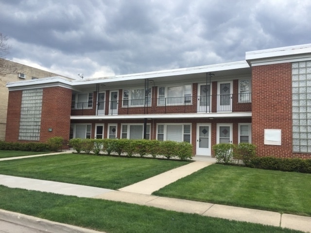 1266 Washington Dr in Des Plaines, IL - Building Photo - Building Photo