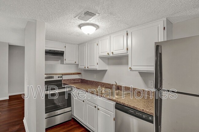 10825 Key Haven Blvd in Jacksonville, FL - Building Photo - Building Photo