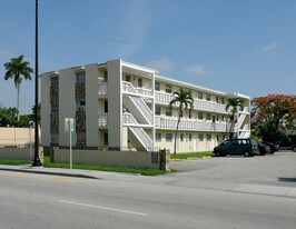 835 SW 1st St Apartamentos