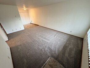 4007 Iberis St NE in Salem, OR - Building Photo - Building Photo