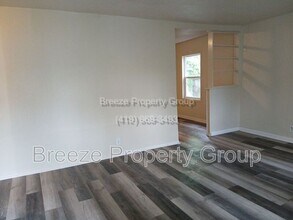 560 Williamsville Ave in Toledo, OH - Building Photo - Building Photo