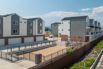 Farmhouse @ 5280 in Wheat Ridge, CO - Building Photo - Other