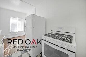 854 S Oxford Ave, Unit 503 in Los Angeles, CA - Building Photo - Building Photo