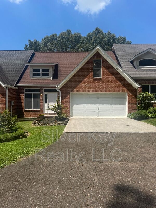 property at 136 S Matlock Ave