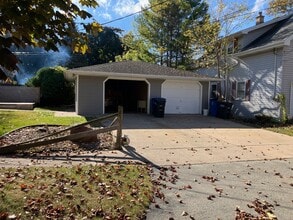 617 Sterling Ave in Oshkosh, WI - Building Photo - Building Photo