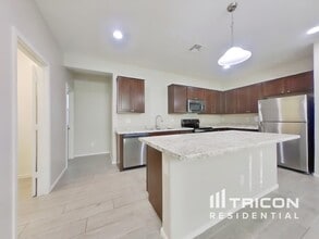 17532 W Monte Lindo Ln in Surprise, AZ - Building Photo - Building Photo