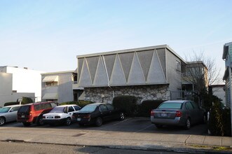 Dolores in Seattle, WA - Building Photo - Building Photo