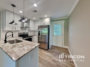 2077 Sandtown Rd SW in Marietta, GA - Building Photo - Building Photo