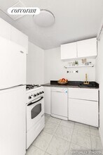 520 E 81st St in New York, NY - Building Photo - Building Photo