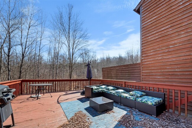 58 Alpine Dr in Woodridge, NY - Building Photo - Building Photo