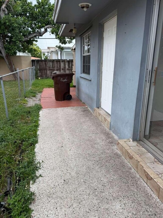 property at 4796 E 10th Ave