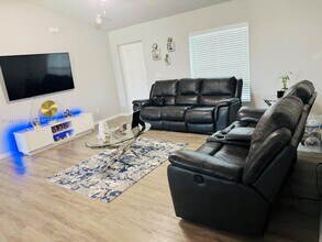 500 NW 5th St in Cape Coral, FL - Building Photo - Building Photo