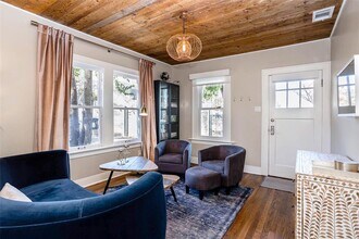 501 Terrace Dr in Austin, TX - Building Photo - Building Photo