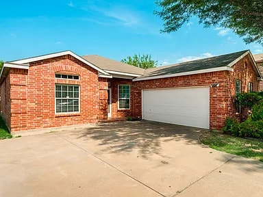 property at 210 Maplecrest Dr