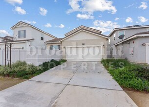 27941 Silo Ln in Valley Center, CA - Building Photo - Building Photo