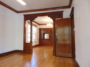 1924 N Mozart St, Unit 2 in Chicago, IL - Building Photo - Building Photo