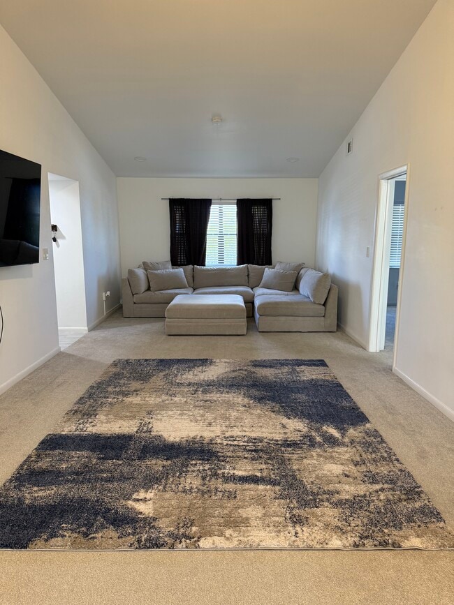 property at 1401 NE 14th Ct