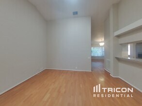16147 Vanderbilt Dr in Odessa, FL - Building Photo - Building Photo