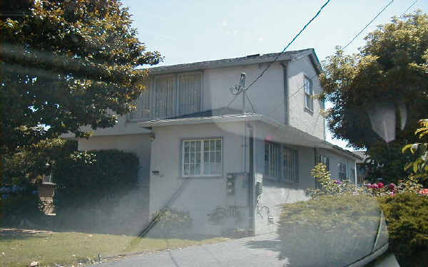 639 N Delaware St in San Mateo, CA - Building Photo - Building Photo