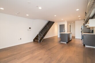 1441 N 7th St, Unit 4 in Philadelphia, PA - Building Photo - Building Photo